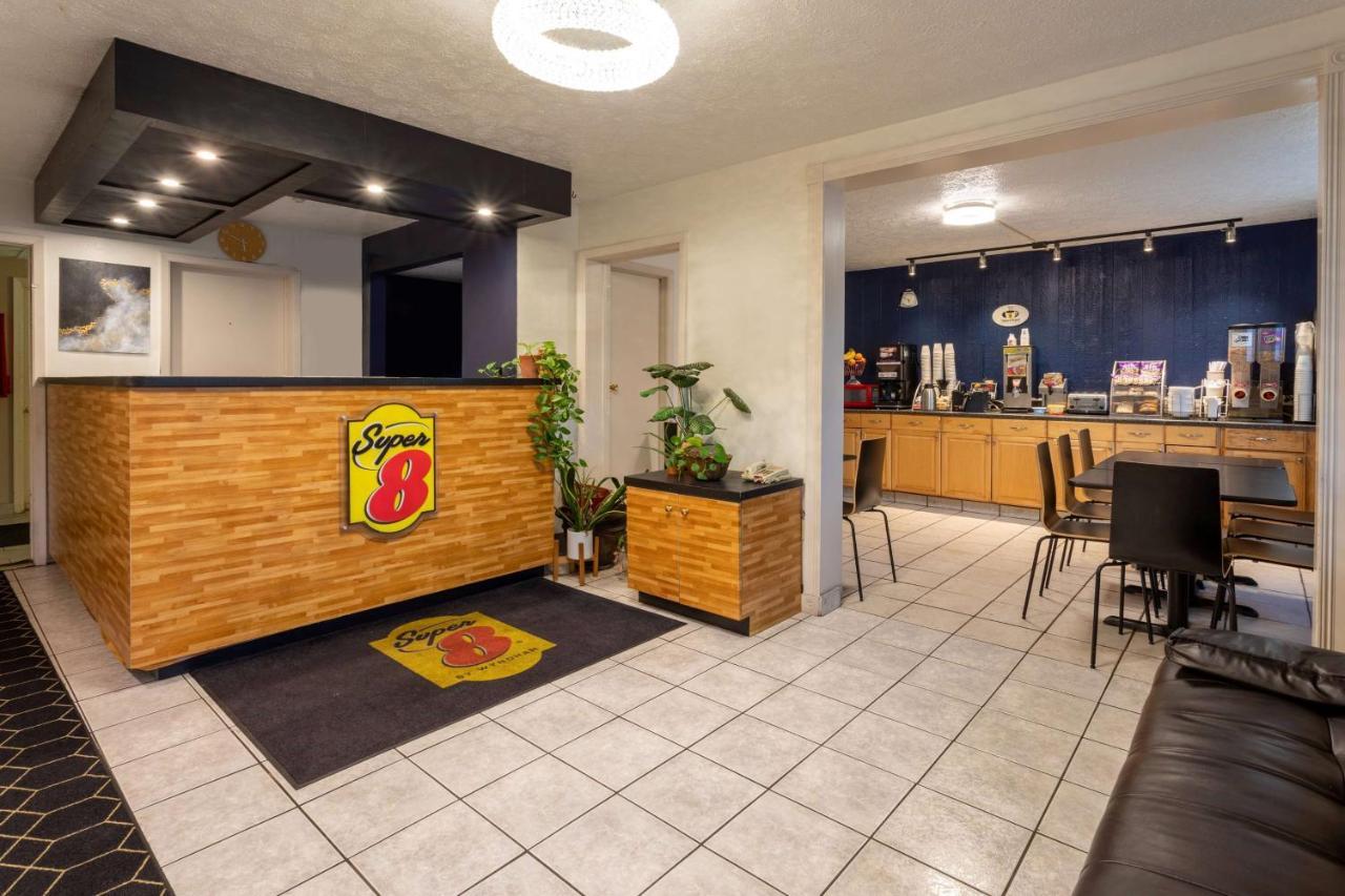 Hotel Super 8 By Wyndham Wooster Zewnętrze zdjęcie