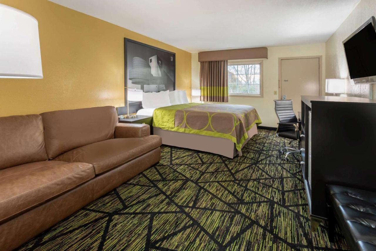 Hotel Super 8 By Wyndham Wooster Zewnętrze zdjęcie