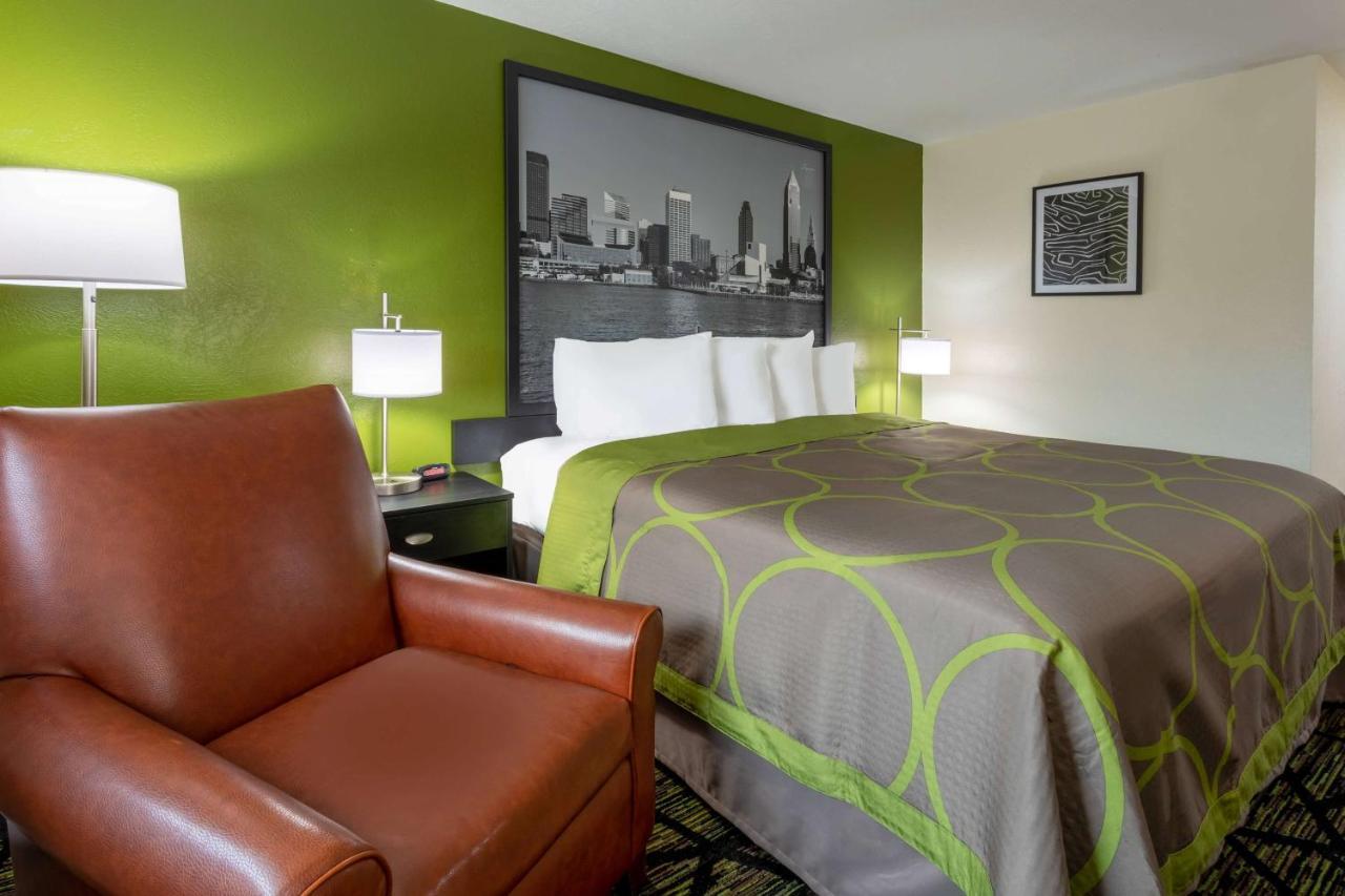 Hotel Super 8 By Wyndham Wooster Zewnętrze zdjęcie