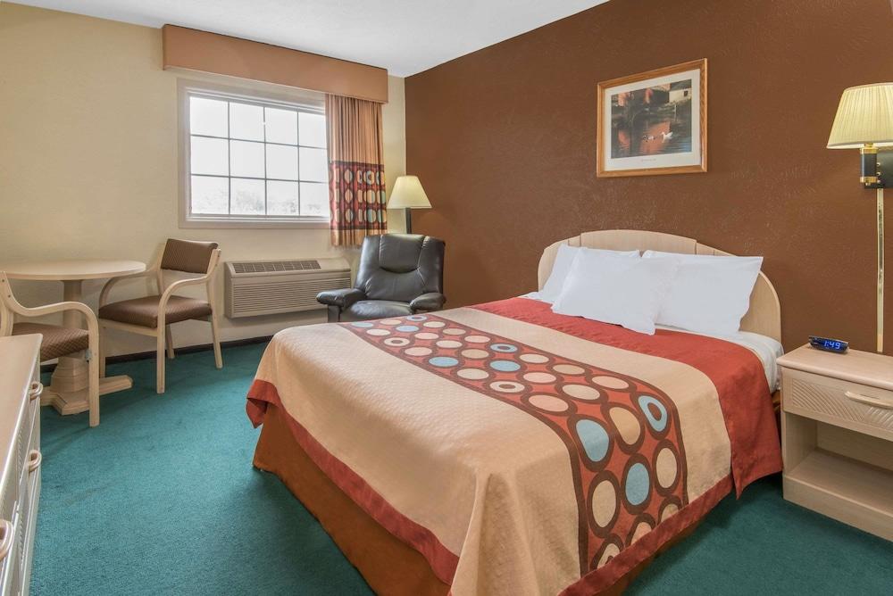 Hotel Super 8 By Wyndham Wooster Zewnętrze zdjęcie