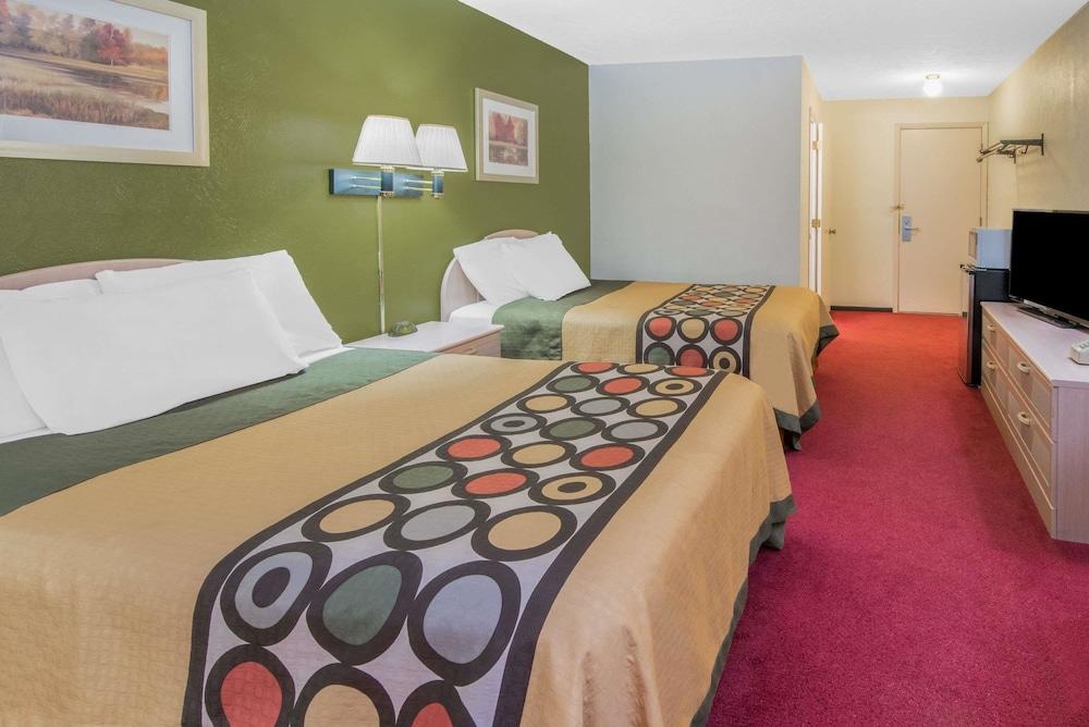 Hotel Super 8 By Wyndham Wooster Zewnętrze zdjęcie